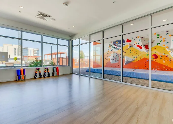Boulevard Modern 1br Asu Pool Gym 03 Apartment *